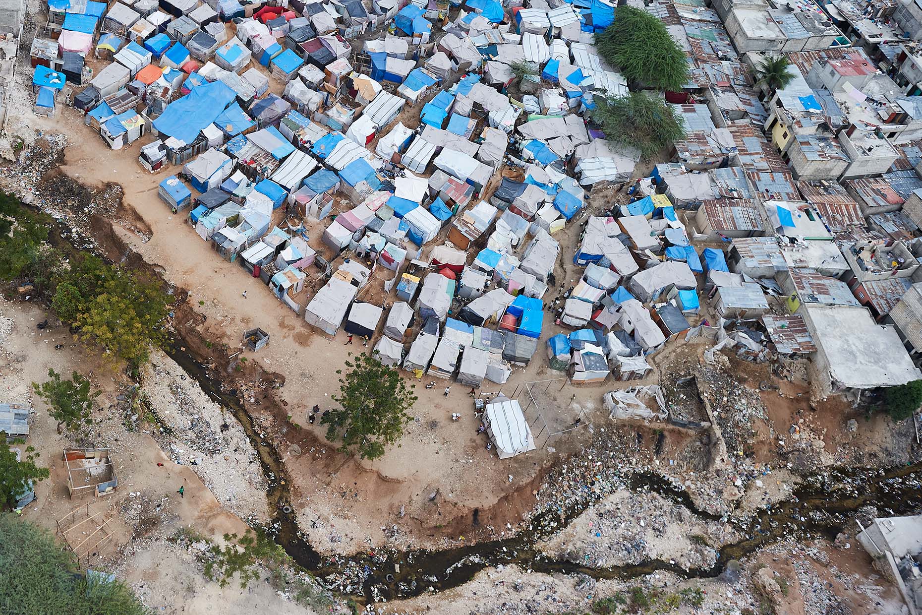 Victims, Tents, Port au Prince - Cameron Davidson