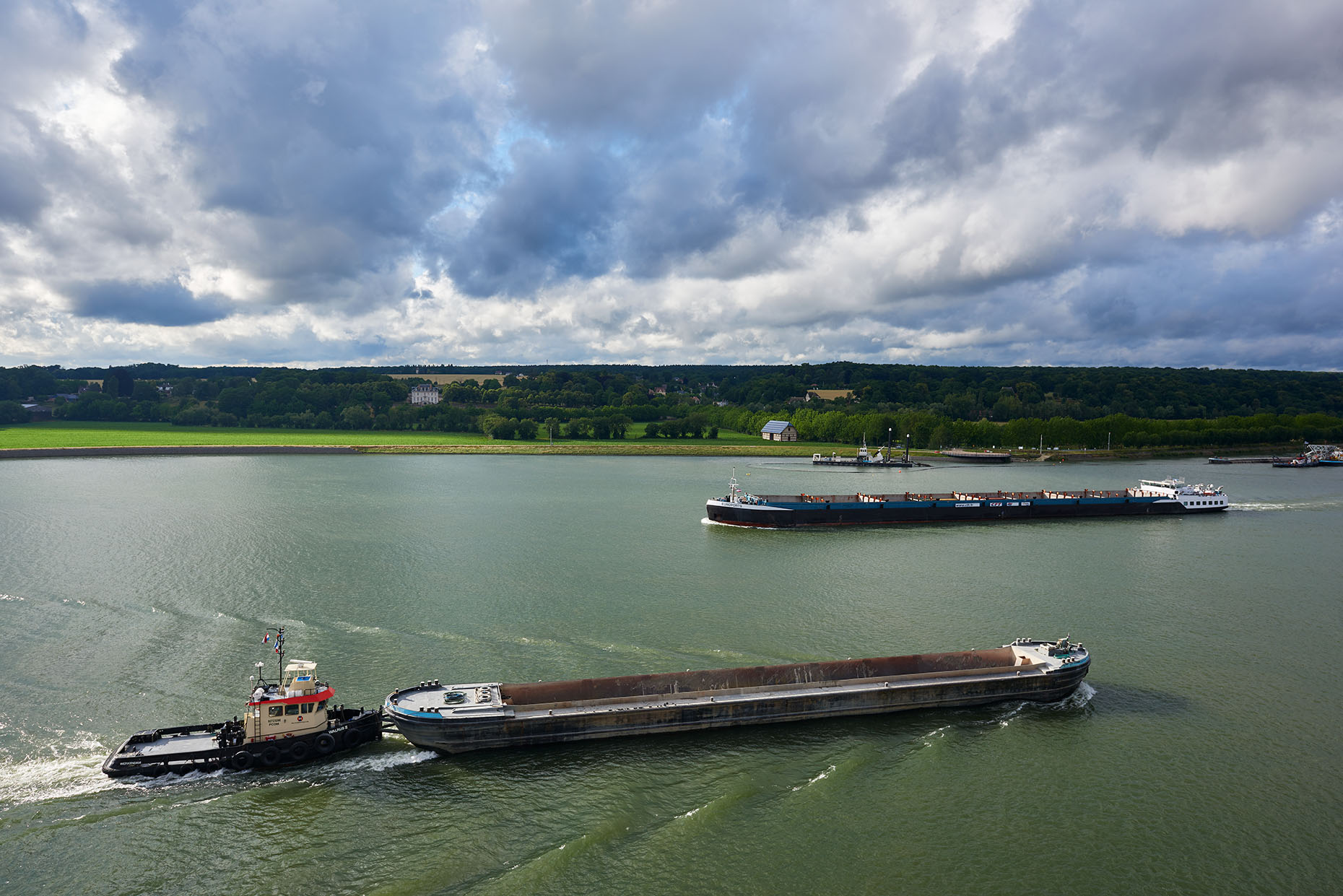 Cargo Barge Seine River - Cameron Davidson